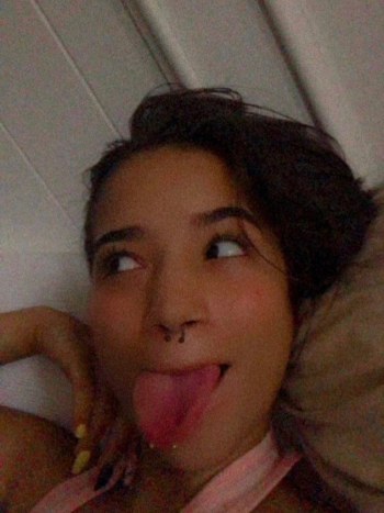 Caomi Madalis se pone su disfraz sexy para Halloween en Onlyfans · Foto 3