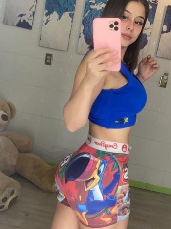 Alexandra Mora Pack de Fotos super sexy lista para OnlyFans · Foto 10