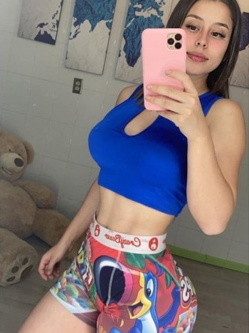Alexandra Mora Pack de Fotos super sexy lista para OnlyFans · Foto 11