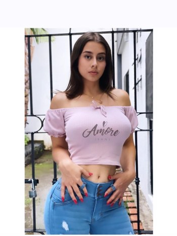 Alexandra Mora Fotos Sexy Provocativa · Foto 3
