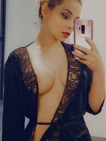Sarita Souza Pack Fotos de Conejita en Halloween Onlyfans · Foto 1