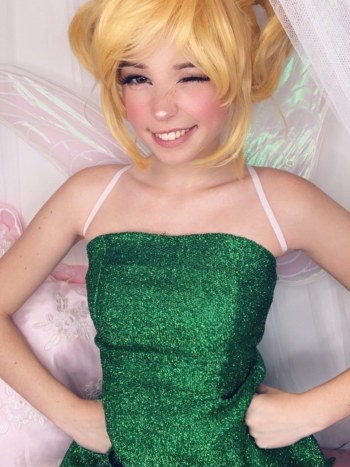 Belle Delphine Photos Pack OnlyFans Fairy · Foto 4