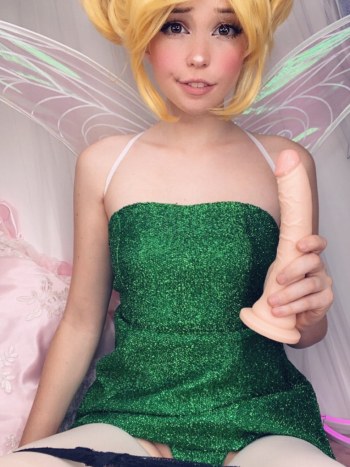Belle Delphine Photos Pack OnlyFans Fairy · Foto 27