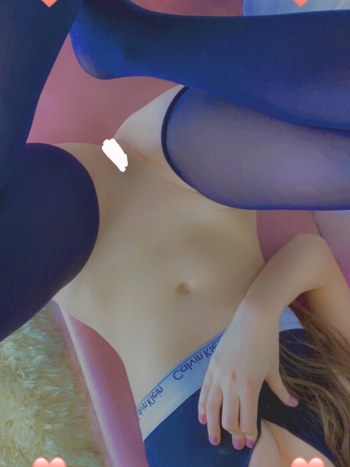 Belle Delphine Pack Fotos Completamente Desnuda en OnlyFans · Foto 29