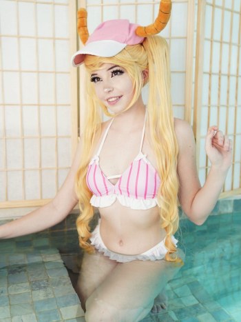 Fotos en la Piscina - Belle Delphine · Foto 10
