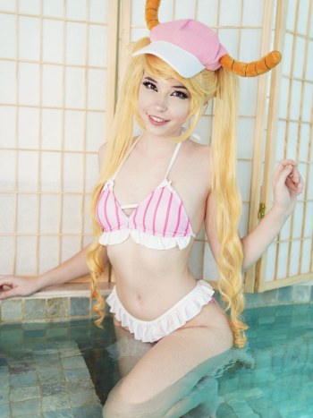 Fotos en la Piscina - Belle Delphine · Foto 11