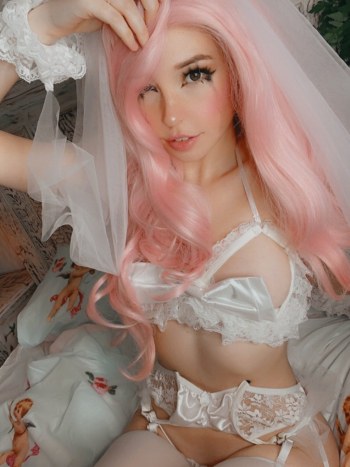 Belle Delphine Onlyfans Wedding Breakup · Foto 11