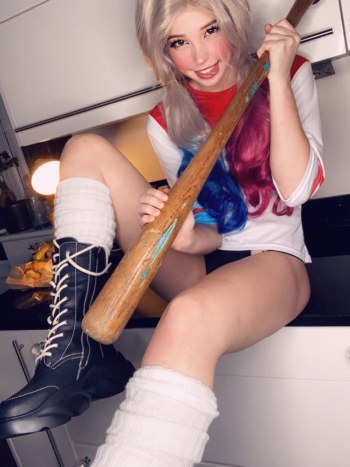 Belle Delphine Harley Quinn Pack Onlyfans · Foto 42