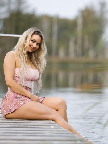 Neringa Kriziute Onlyfans Pack Photos Hot Part #3 · Foto 68