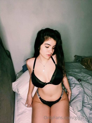 Gaby Gardez Pack Fotos Desnuda Onlyfans · Foto 29